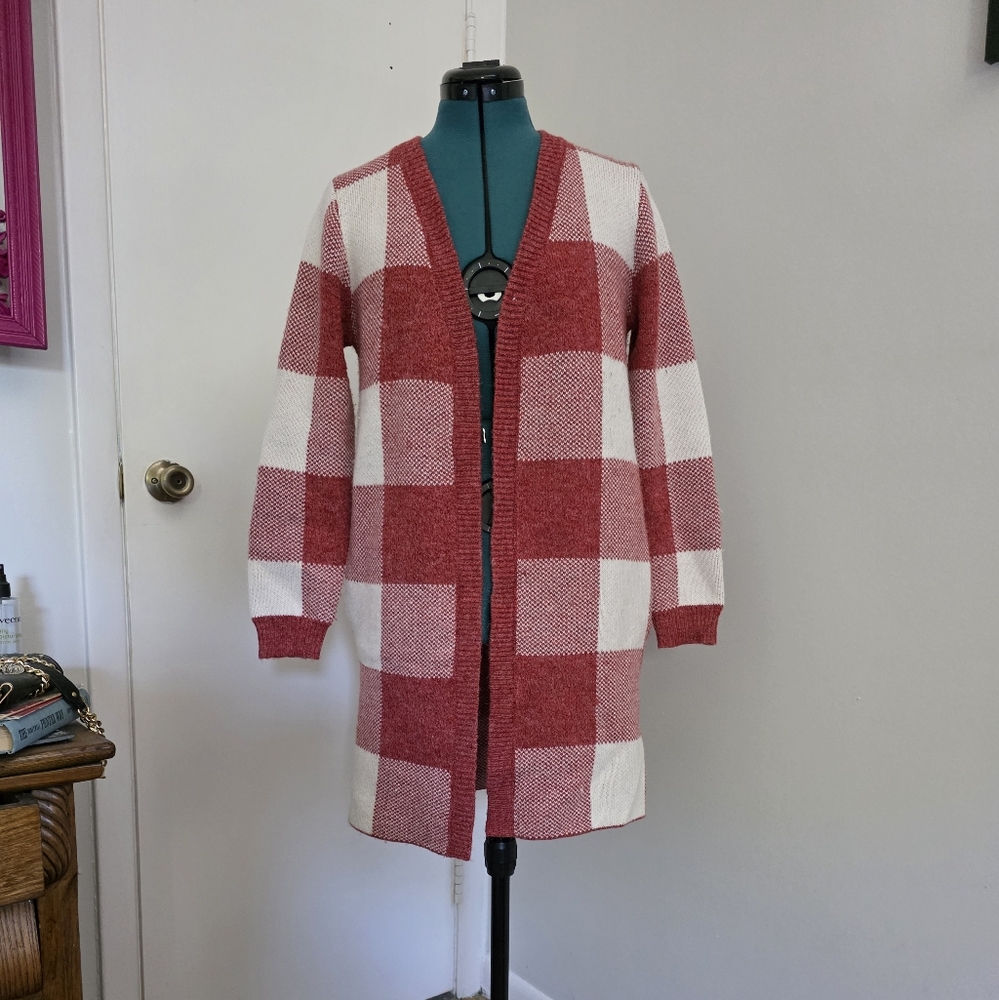 Monteau Cream & Rose Checkered Cardigan